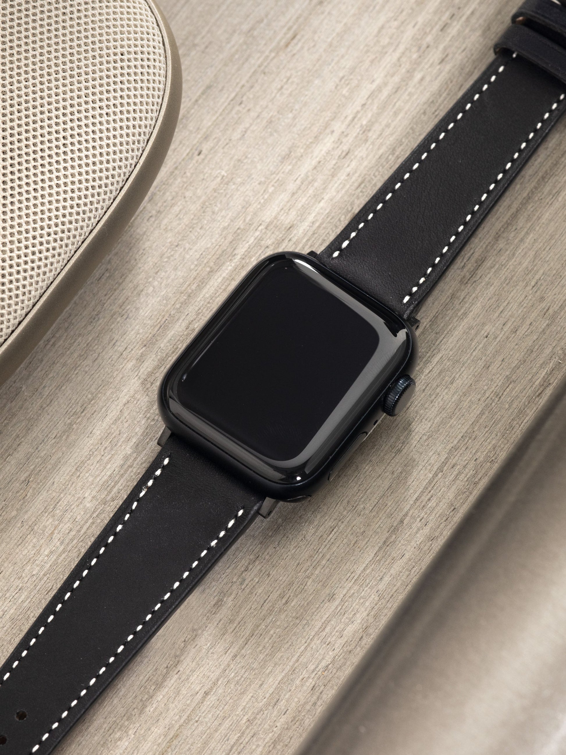 Apple Watch Band - Black Leather - Chevalin