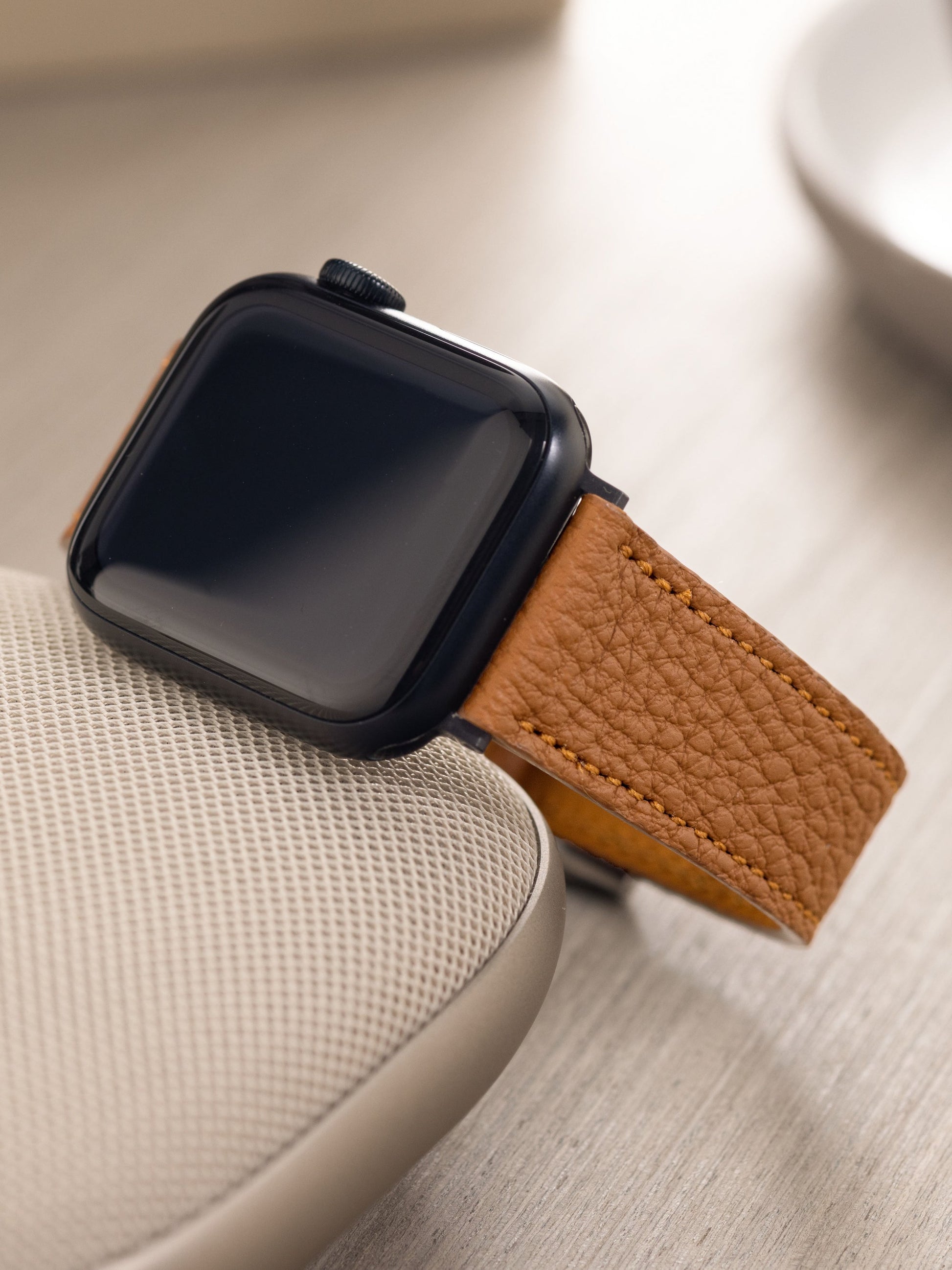 Apple Watch Band - Cognac Brown Leather - Tonal Grana